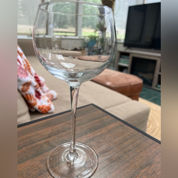 kate spade Dining Kate Spade Larabee Dot Long Stem Wine Glasses Set